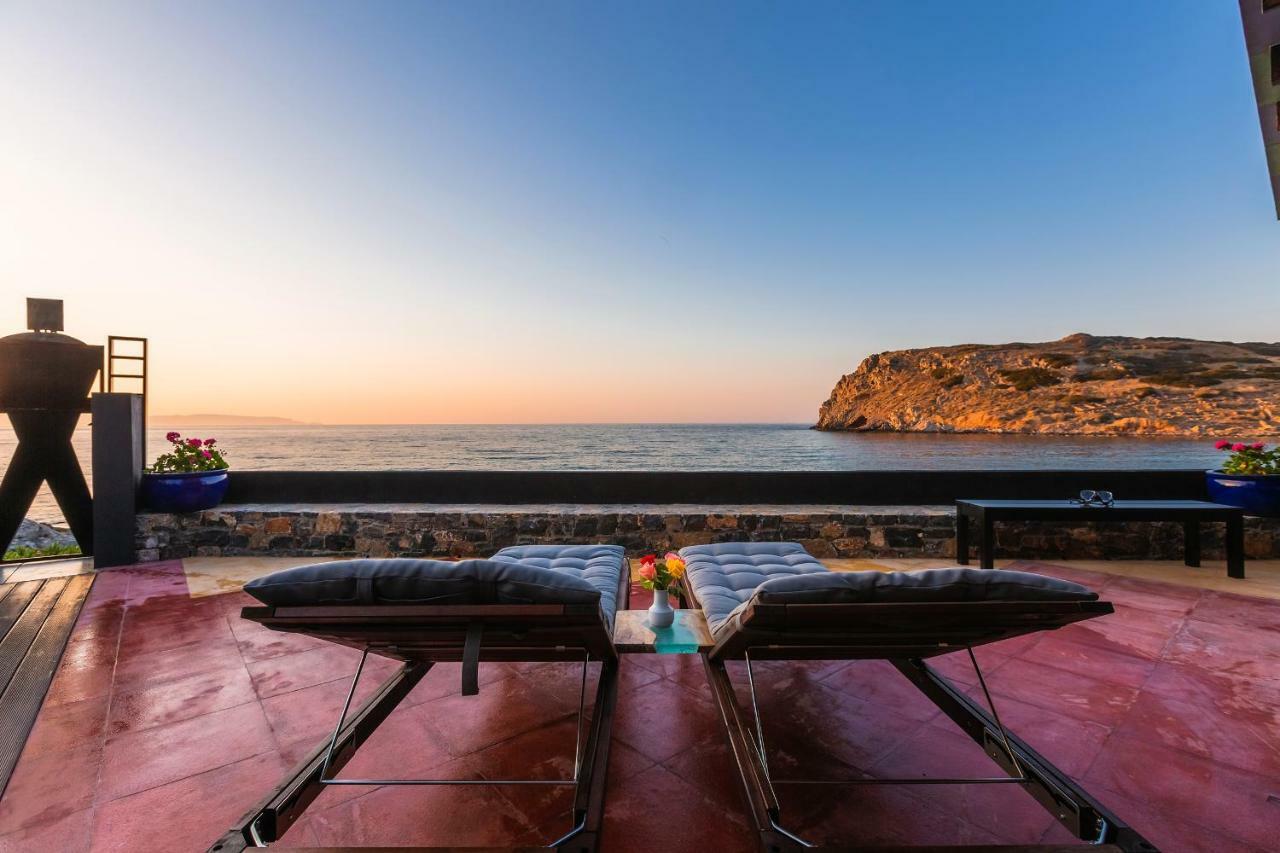 Villa Menelaos Мохлос Екстериор снимка